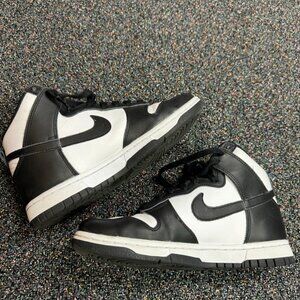 Nike dunk high (womens size 7)